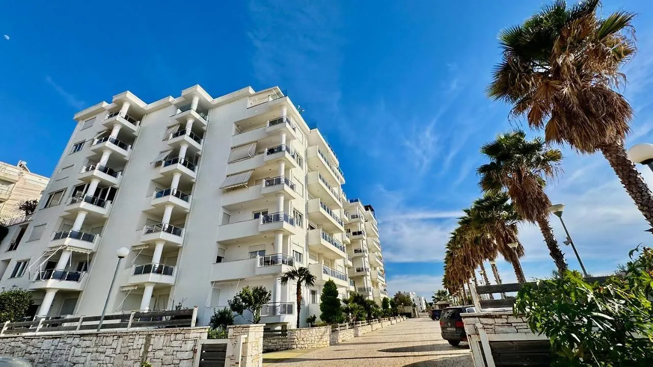 White Coast Apartment Sarandë