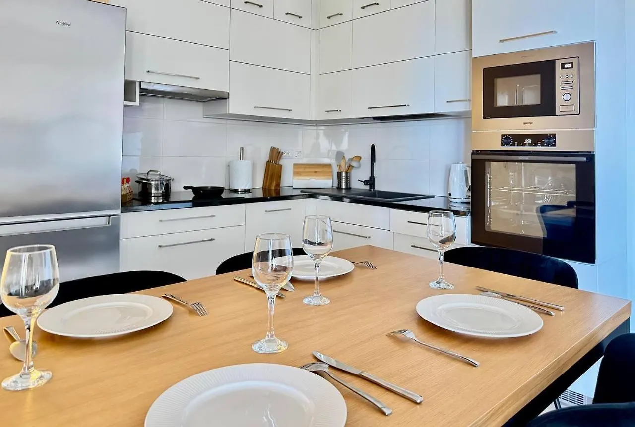 White Coast Apartment Sarandë