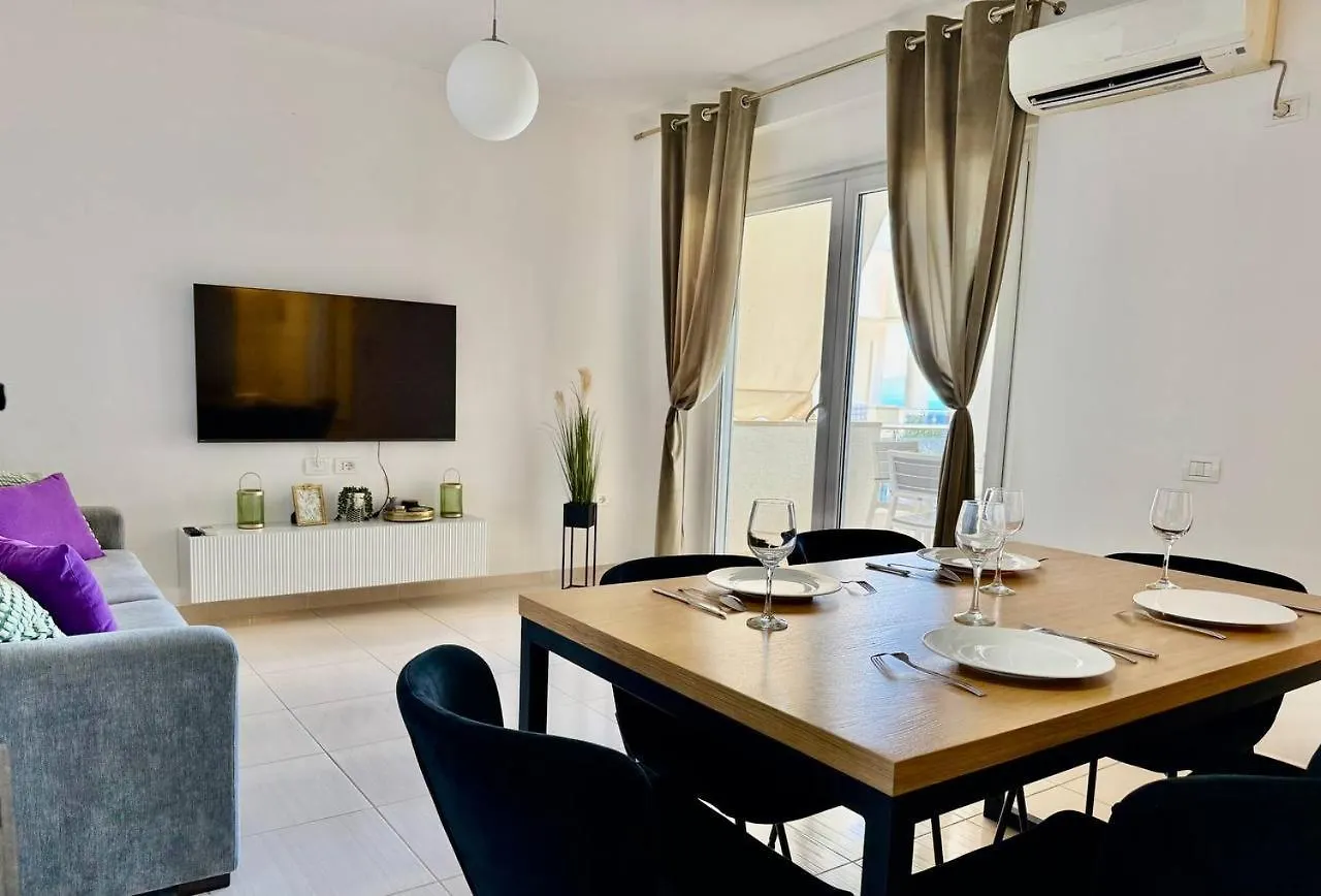 White Coast Apartment Sarandë