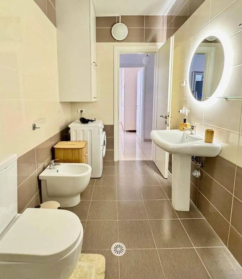 White Coast Apartment Sarandë